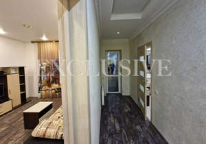 Дом 300м&sup2;, 3-этажный, участок 13 сот.  