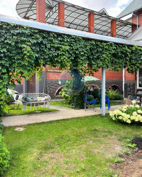 Дом 970м², 4-этажный, участок 10 сот.  