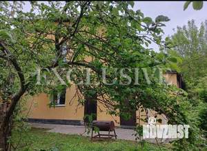 Дом 180м², 2-этажный, участок 3 сот.  