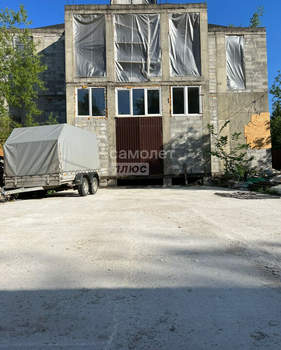 Дом 700м², 3-этажный, участок 8 сот.  