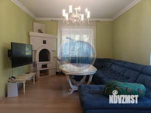 Коттедж 541м², 4-этажный, участок 8 сот.  