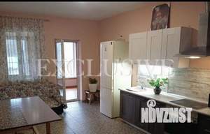 Дом 180м², 2-этажный, участок 3 сот.  