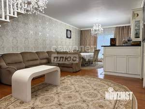 Таунхаус 200м², 3-этажный, участок 1 сот.  
