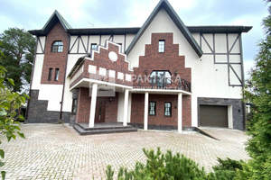 Дом 946м², 2-этажный, участок 30 сот.  