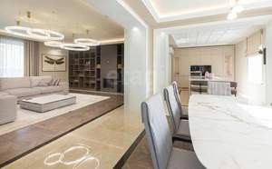 Дом 520м², 4-этажный, участок 15 сот.  