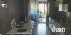 Дом 350м², 3-этажный, участок 9 сот.  