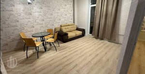 Студия квартира, на длительный срок, 40м2, 6/8 этаж