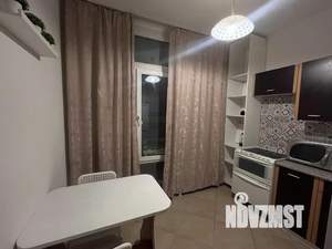 1-к квартира, посуточно, 38м2, 1/1 этаж