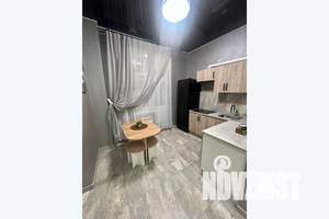 1-к квартира, посуточно, 38м2, 2/8 этаж