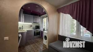 3-к квартира, посуточно, 54м2, 2/5 этаж