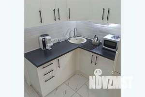 1-к квартира, посуточно, 45м2, 7/16 этаж