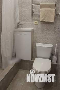 Студия квартира, посуточно, 22м2, 1/8 этаж