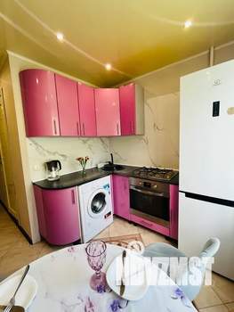 2-к квартира, посуточно, 45м2, 4/9 этаж