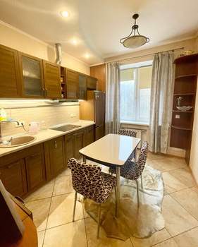 2-к квартира, на длительный срок, 65м2, 3/18 этаж