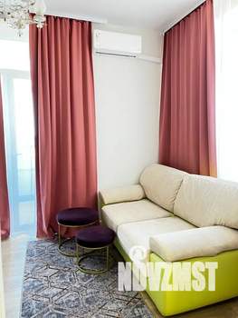 1-к квартира, посуточно, 40м2, 5/8 этаж
