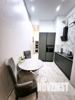 2-к квартира, посуточно, 46м2, 1/1 этаж