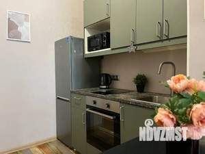 1-к квартира, посуточно, 38м2, 7/16 этаж