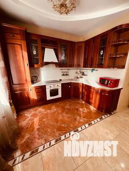 3-к квартира, посуточно, 80м2, 2/18 этаж