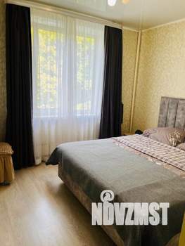1-к квартира, посуточно, 50м2, 1/1 этаж