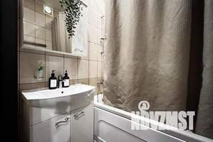 1-к квартира, посуточно, 36м2, 3/8 этаж