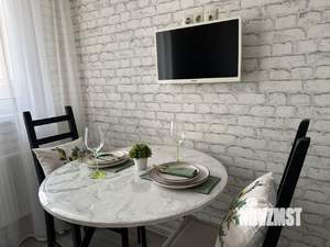 1-к квартира, посуточно, 35м2, 9/16 этаж