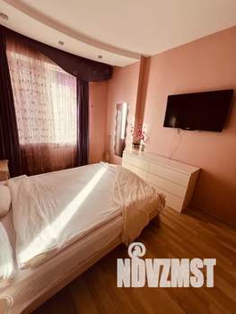 3-к квартира, посуточно, 80м2, 2/18 этаж