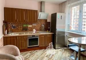 1-к квартира, на длительный срок, 47м2, 7/17 этаж