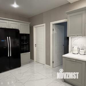 3-к квартира, вторичка, 65м2, 7/17 этаж