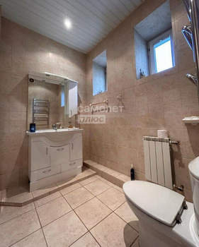 3-к квартира, вторичка, 124м2, 2/4 этаж