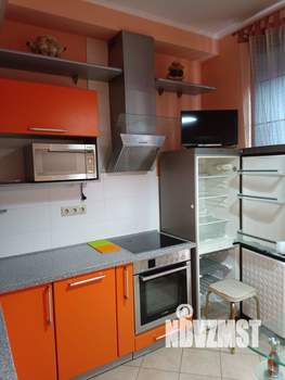 2-к квартира, вторичка, 64м2, 12/18 этаж