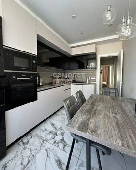 3-к квартира, вторичка, 63м2, 6/8 этаж