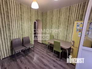 2-к квартира, вторичка, 45м2, 1/4 этаж