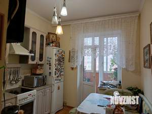 2-к квартира, вторичка, 63м2, 8/18 этаж