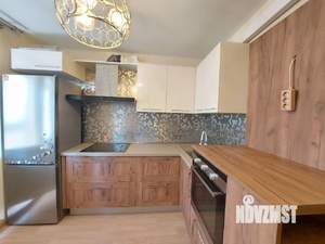 2-к квартира, вторичка, 63м2, 1/17 этаж