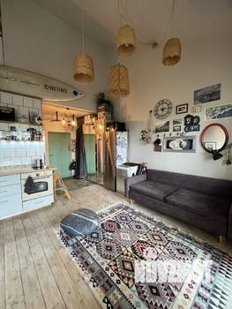 Студия квартира, вторичка, 61м2, 4/4 этаж