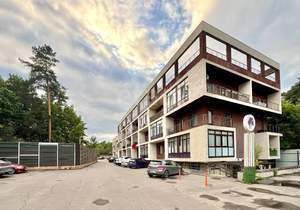 2-к квартира, вторичка, 65м2, 1/4 этаж