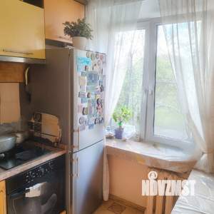 3-к квартира, вторичка, 58м2, 3/5 этаж