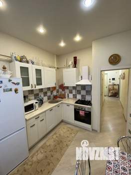 2-к квартира, вторичка, 57м2, 1/3 этаж