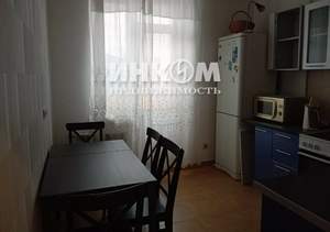 2-к квартира, вторичка, 61м2, 9/18 этаж