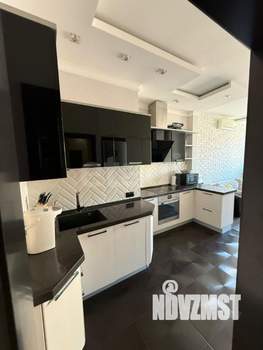 2-к квартира, вторичка, 64м2, 8/16 этаж