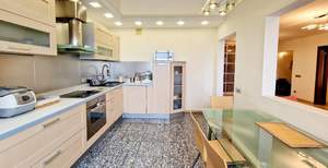 3-к квартира, вторичка, 87м2, 17/17 этаж