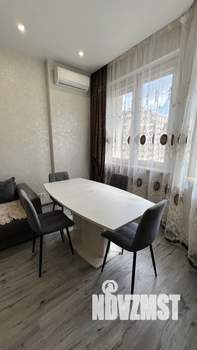 2-к квартира, вторичка, 64м2, 8/15 этаж