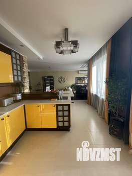 3-к квартира, вторичка, 184м2, 17/18 этаж