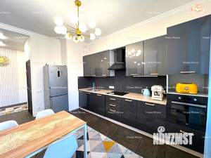 2-к квартира, вторичка, 69м2, 8/13 этаж
