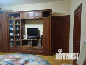 2-к квартира, вторичка, 60м2, 10/18 этаж