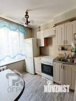 1-к квартира, вторичка, 32м2, 3/5 этаж