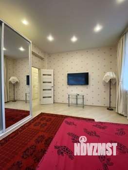 2-к квартира, вторичка, 57м2, 1/3 этаж