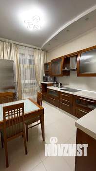 2-к квартира, вторичка, 64м2, 2/18 этаж