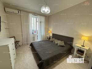 2-к квартира, вторичка, 61м2, 9/18 этаж