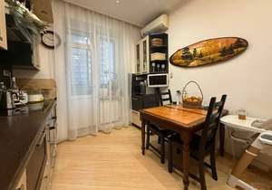 2-к квартира, вторичка, 62м2, 2/18 этаж